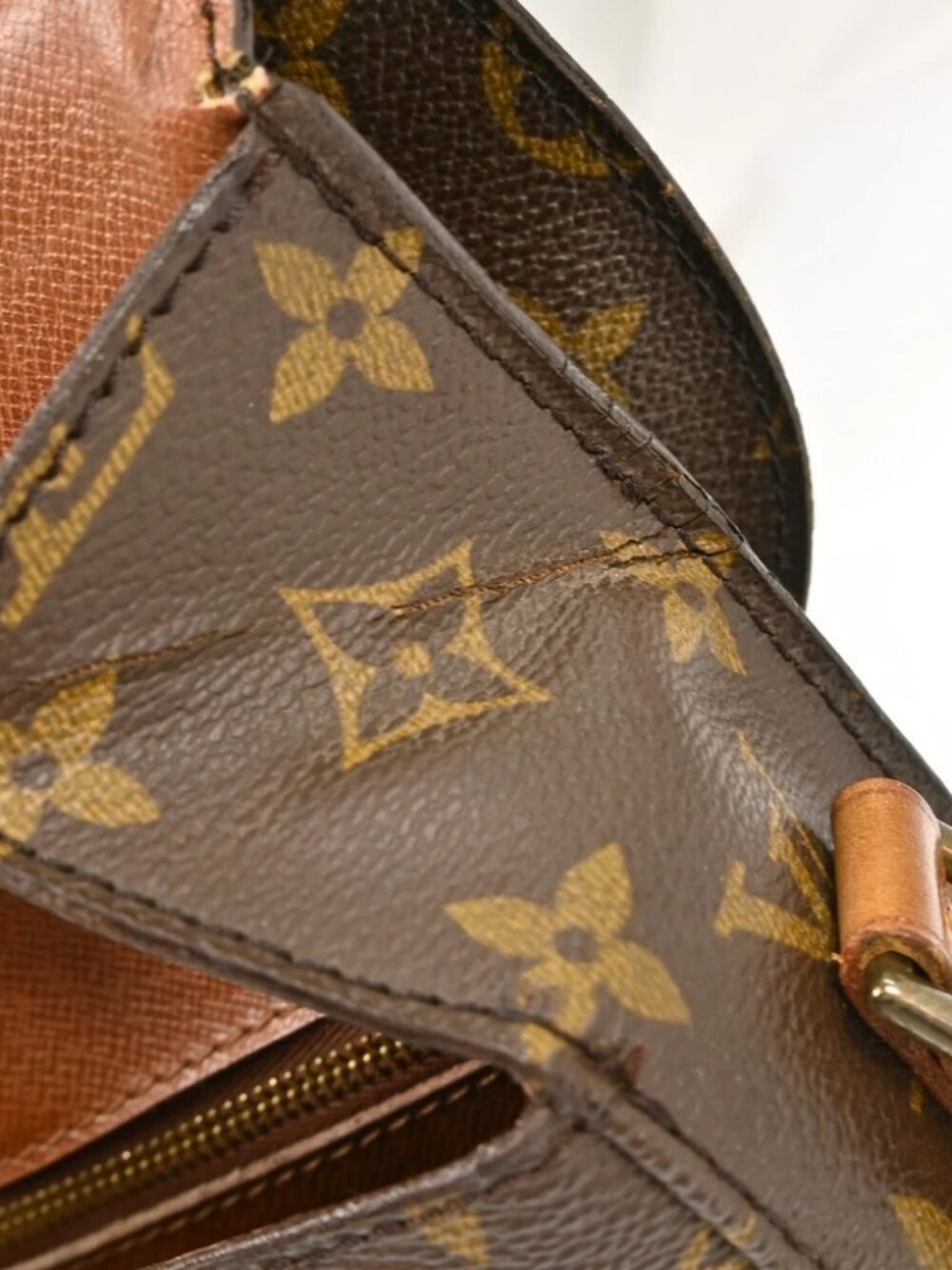 LOUIS VUITTON SAINT CLOUD GM SHOULDER BAG MONOGRAM - Picture 4 of 14